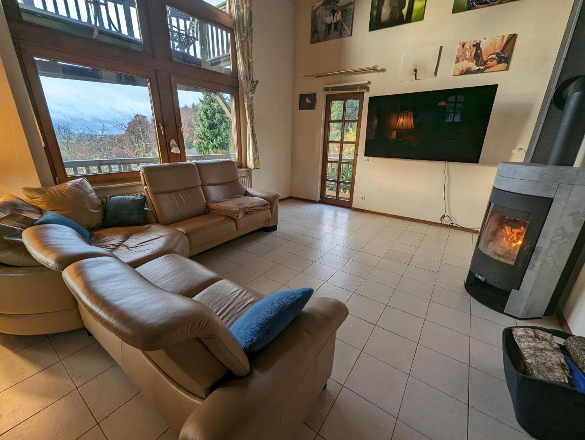 Villa Sonnige Aussicht Losheim Exterior foto